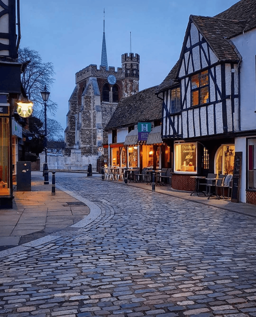 https://uk.pinterest.com/pin/1080301029387654401/